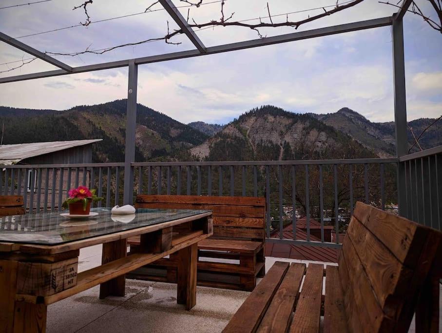 Borjomi Veranda Buitenkant foto